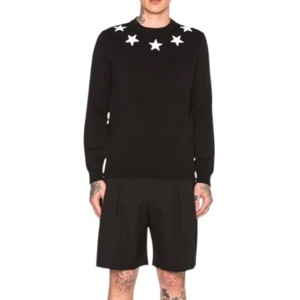 Givenchy black star collar crew neck jumper/sweater size M